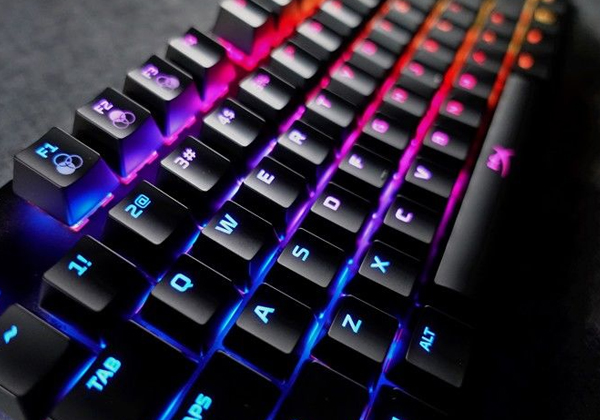 电竞外设黑科技频现 磁轴键盘提升操作精准度 电竞外设黑科技频现 磁轴键盘提升操作精准度