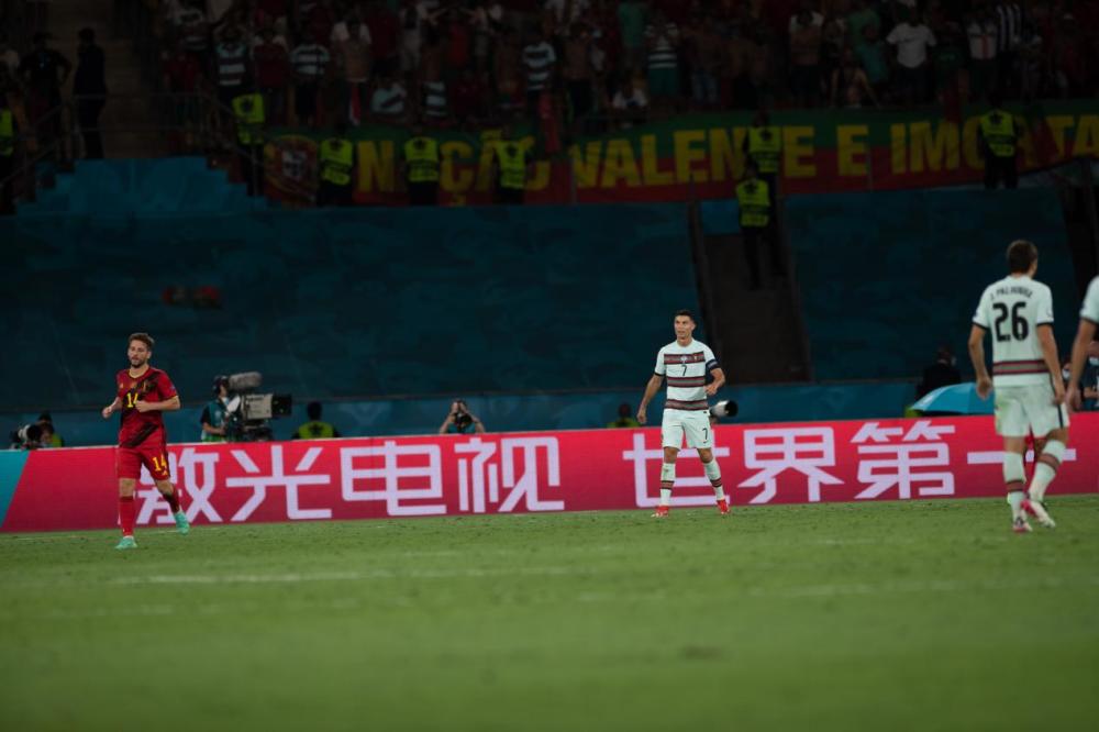  布斯塔红土专家，布宜诺斯艾利斯站成功卫冕