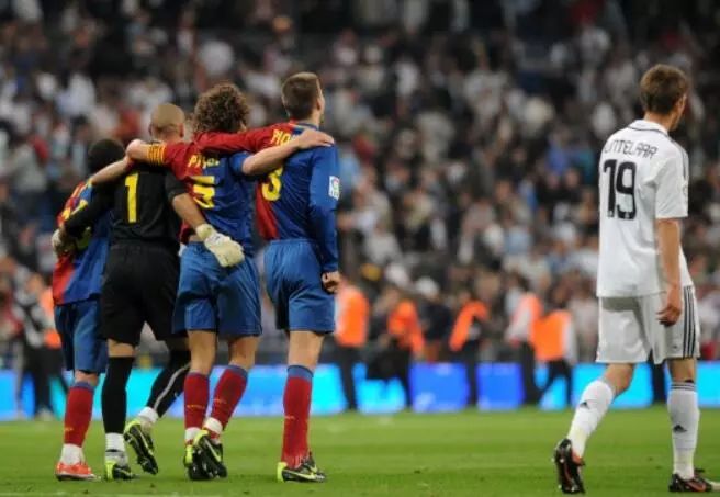  巴塞罗那主场大胜皇家马德里延续国家德比优势