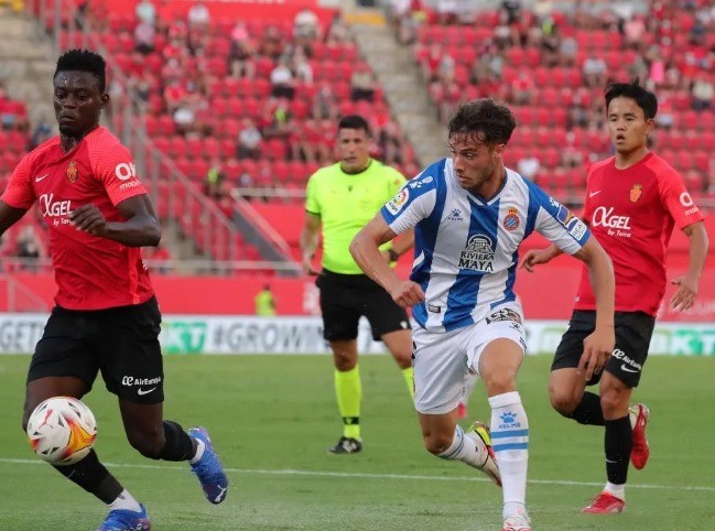  西班牙友谊赛不敌德国，后防漏洞亟待解决