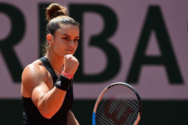  斯维亚泰克卫冕成功，罗兰加洛斯再捧金杯